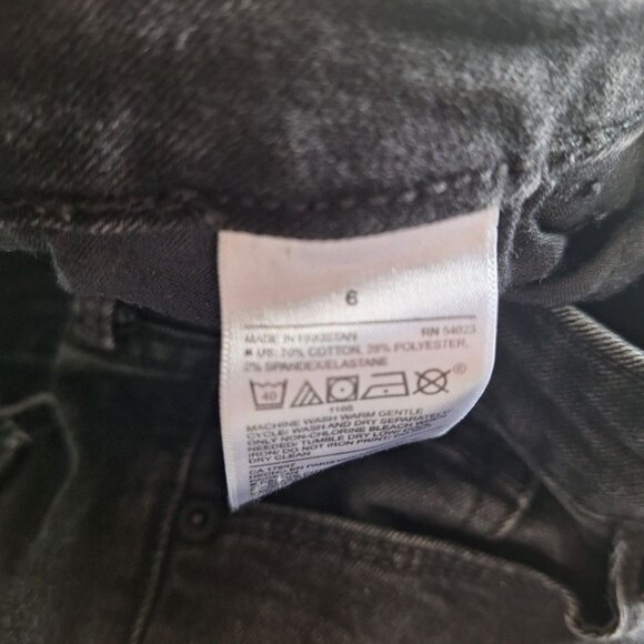 Old Navy Rockstar Super Skinny Black Jeans Womens Size 6 Distressed Stretch - Picture 7 of 8
